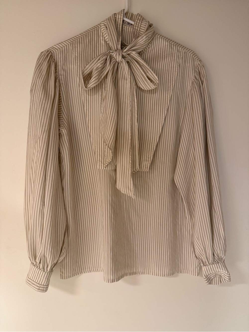 Vintage Escada 1990s Beige & Ivory Striped Puff Sleeve Blouse 100 Silk Neck Bow